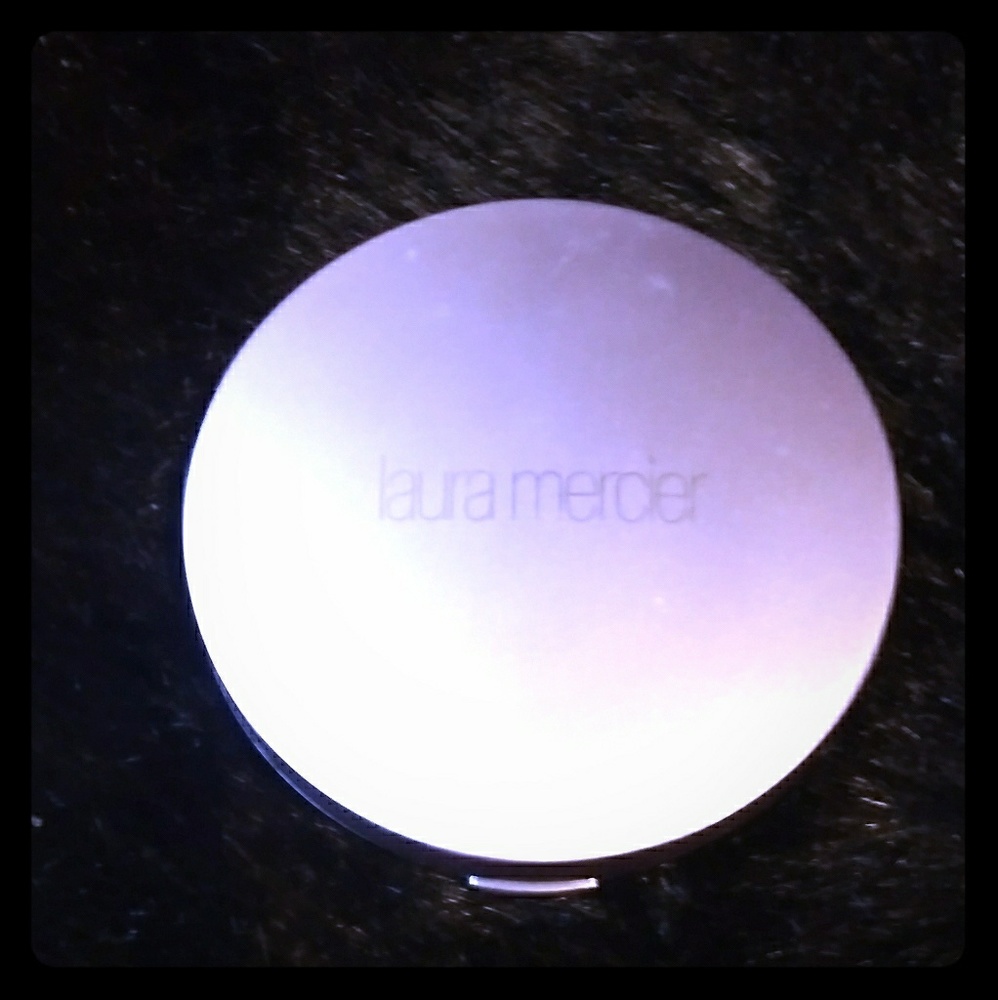 Never use just swapped Laura Mercier nude Foundati